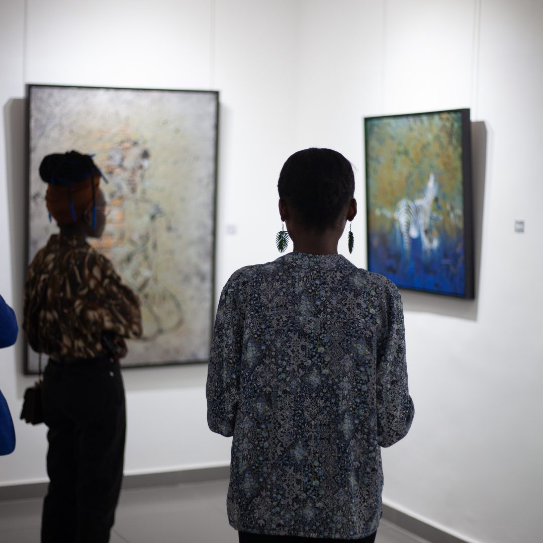 SINGULARITE ( exposition à la Galerie Art Brazza )